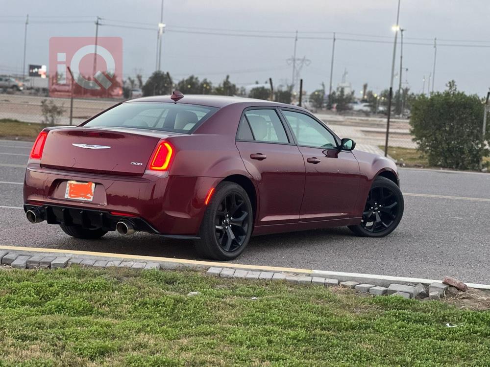 Chrysler 300